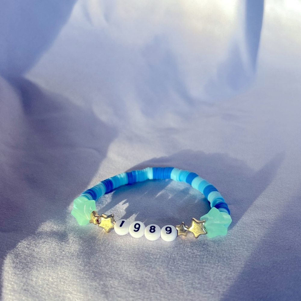 1989 Taylor Swift handmade Taylor Swift handmade bracelet